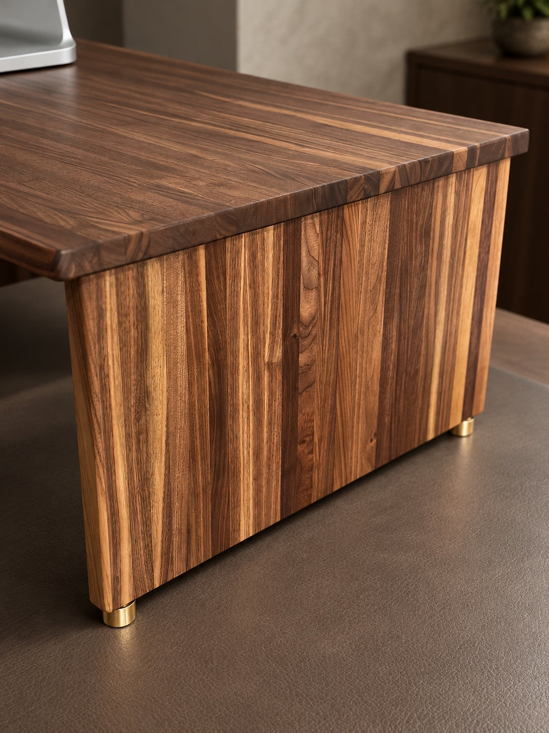 The Archive Original showing its full walnut side panel and brass feet